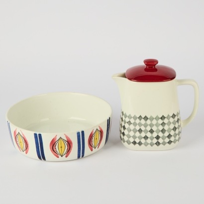 A Rostrand Red Top Jug and Delikat Dish by Marianne Westman, Sweden