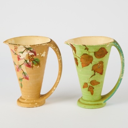 A Pair of Ranleigh Ware Jugs