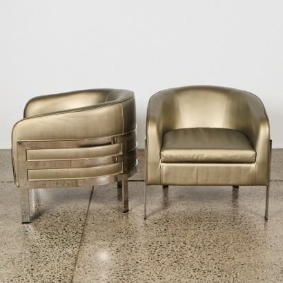 A Pair of Leather Piaval Tub Chairs, Made in Italy