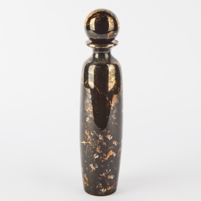 A Black and Gold Lustre Glass Stopper Bottle Decanter