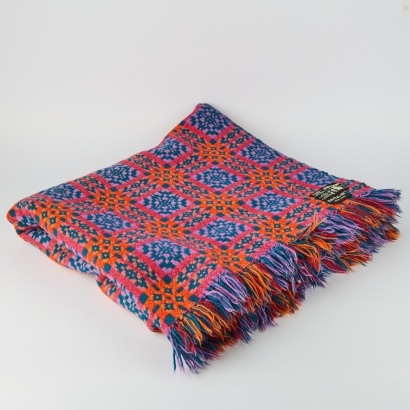 A Wallis Woollen Mill Throw, Wales