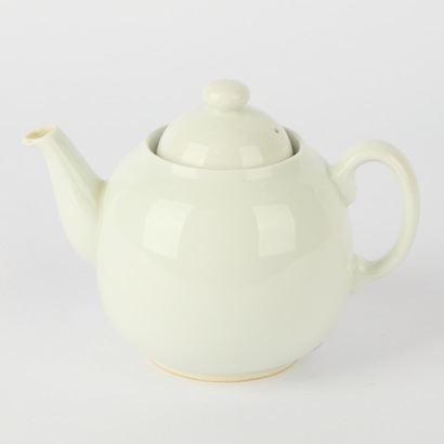 A Vintage Pillivuyt France Porcelain Teapot