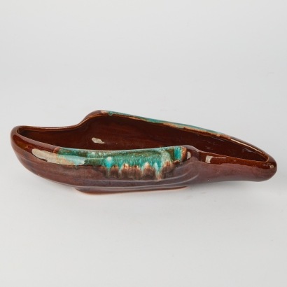 A Mid-Century Japanese Ikebana Pottery Bowl