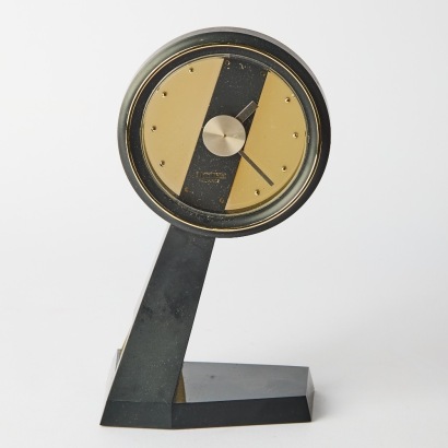 A Memphis Era Rhythm Desk Clock