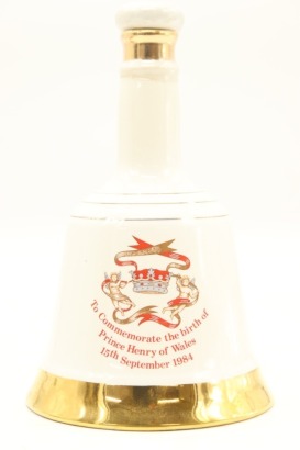 (1) Bell's Specially Selected 'Prince Henry Commemorative Birth Edition' Blended Scotch Whisky Decanter, 43% ABV, 500ml