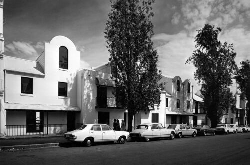 MAX DUPAIN Townhouses and flats, Forbes Street, Woolloomooloo