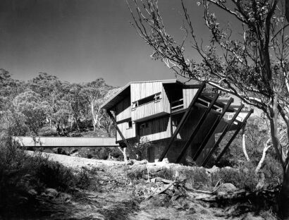 MAX DUPAIN Ski lodge at Thredbo designed by Harry Seidler