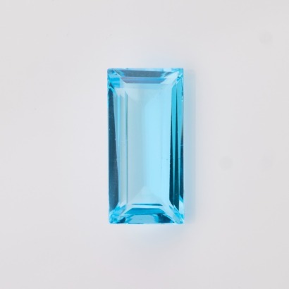 Loose, 8.45ct Rectangular Cut Blue Topaz
