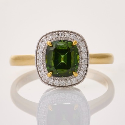 18ct Yellow Gold, 1.58ct Green Tourmaline / 0.13ct Diamond Cluster Ring