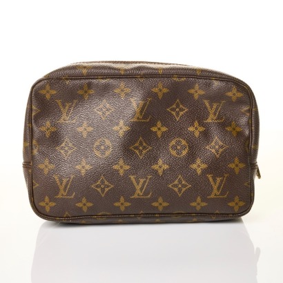 Louis Vuitton, Monogram Trousse Toilette 23 Pouch