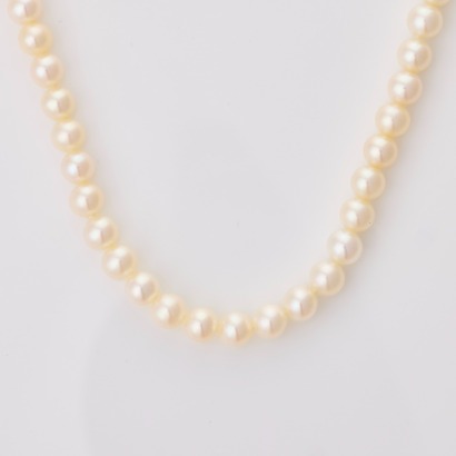Tiffany & Co, Ziegfeld Collection, 40.6cm Freshwater Cultured Pearl Necklace with Sterling Silver Clasp