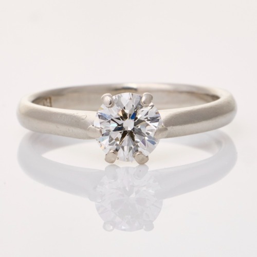 Platinum, Modern, 0.82ct Diamond Solitaire Ring
