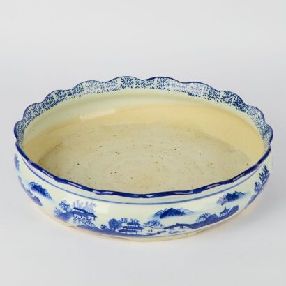 A Chinese Blue and White &lsquo;Landscape&rsquo; Lobed Charger