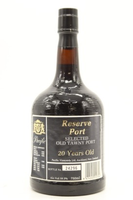 (1) Pacific Vineyards Reserve 20 Years Old Selected Old Tawny Port, Auckland, 18.3% ABV