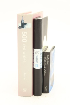 (1) A Collection of Wine Books