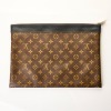 Louis Vuitton, Monogram Macassar Discovery Pochette GM - 2