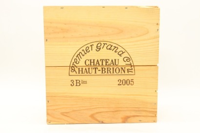 (3) 2005 Chateau Haut-Brion, Pessac Leognan [RP100] [JR18] (OWC)