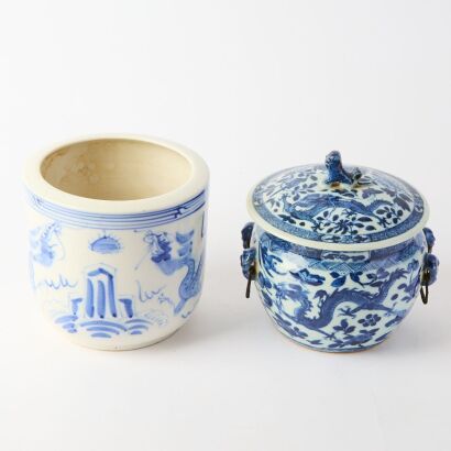A Set of Two Chinese Qing Dynasty Blue and White 'Dragon' Jars