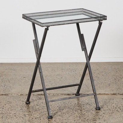 A Mirrored Top Folding Table