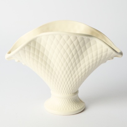 A Crown Lynn Kelston No. 909 Vase / Bowl