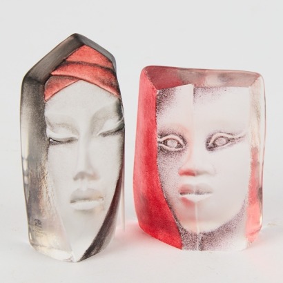 A Pair of Mats Jonasson Maleras Sweden Crystal Faces Sculpture