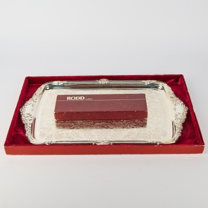 A Rodd Tray And Slice