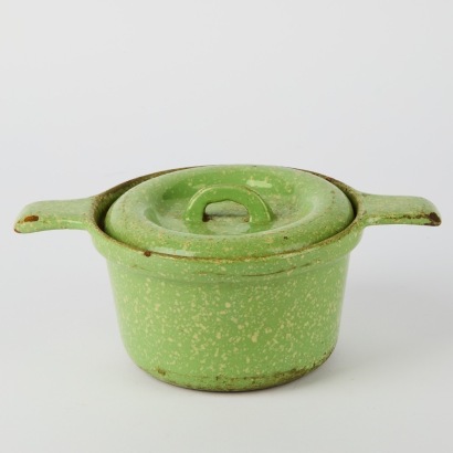 A Radiation Enamel Cook Pot