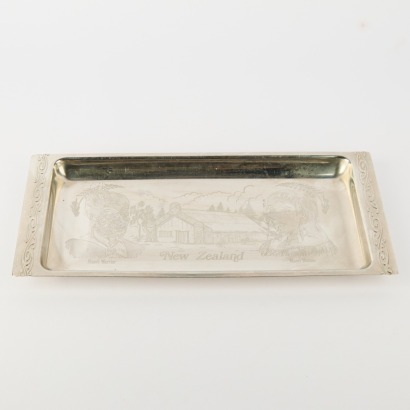 An Etched Māori NZ Serving Tray