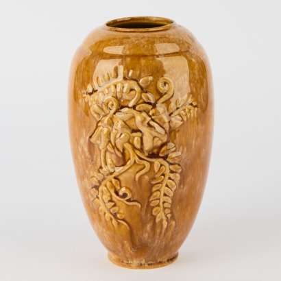 An Ambrico Crown Lynn Kōwhai Vase