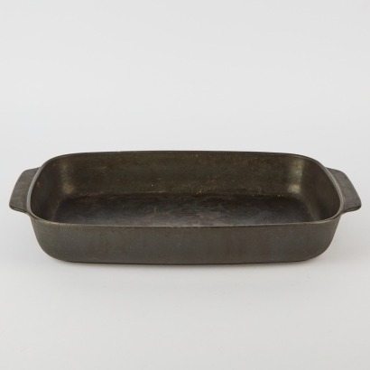 A Danish Copco Bakeware Roasting Dish