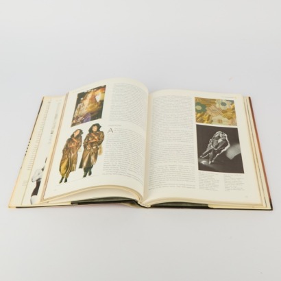 Italian Living Design by Giuseppe Raimondi