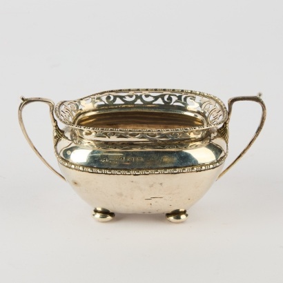 A Sterling Silver Sugar Bowl with Hallmarks 0.142kg