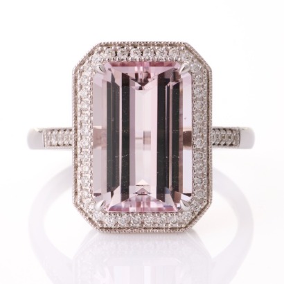 18ct White Gold, 5.35ct Morganite / 0.24ct Diamond Cluster Ring