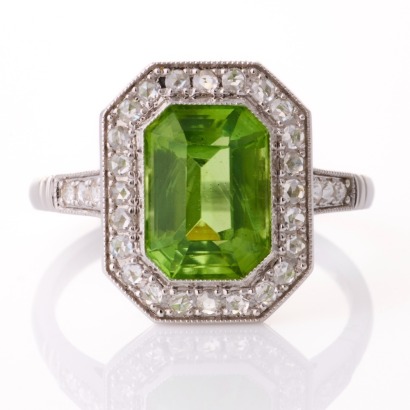 18ct White Gold, 3.07ct Peridot / 0.33ct Diamond Cluster Ring