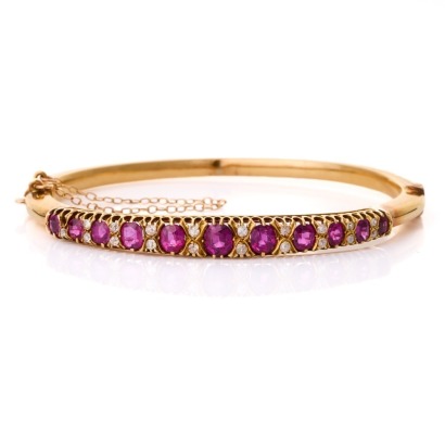 15ct Yellow Gold, Victorian 3.70ct Ruby / 0.40ct Diamond Snap Bangle