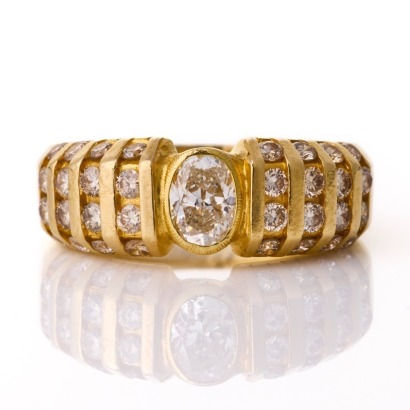 18ct Yellow Gold, .50ct Oval / 1.00ct Diamond Dress Ring