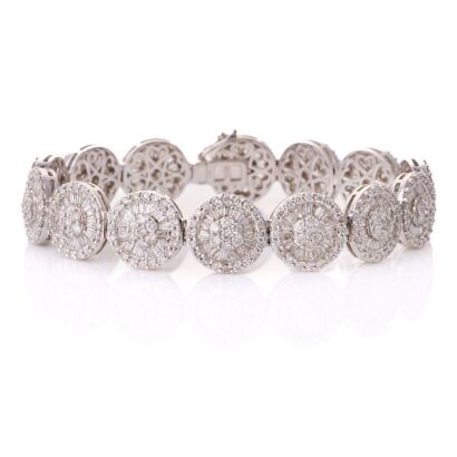 18ct White Gold, 10.00ct Diamond Cluster Bracelet