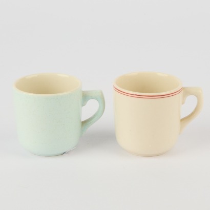 A Pair of Crown Lynn Demitasse Cups