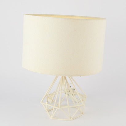 A Geometric Based Table Lamp