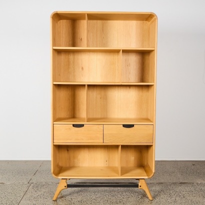 A Flow Book Case