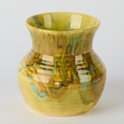 An Early Crown Lynn Vase