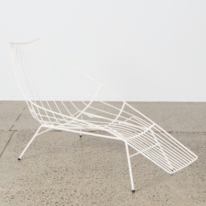 A Kane Kraft Wire Lounger