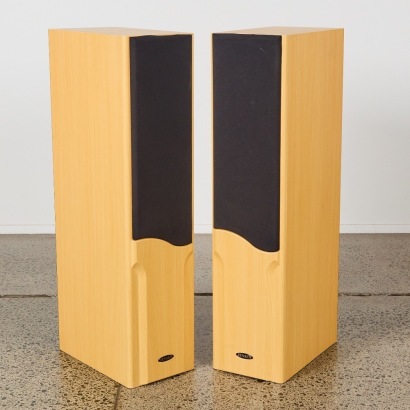 A Pair of Jensen DX-95 Speakers