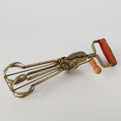 A Vintage Swift Whip Beater