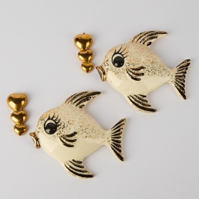 An Art Deco Ceramic Wall Fish and Bubbles Set