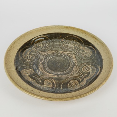 A Large Studio Ceramics Charger