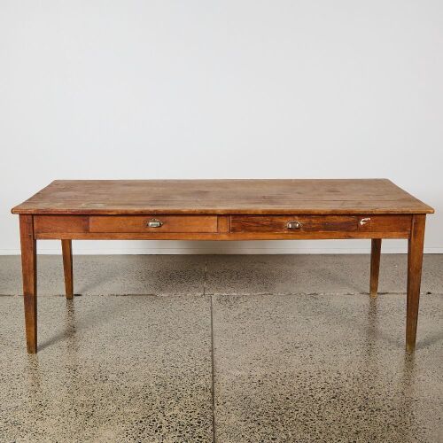 A French Farmhouse Table
