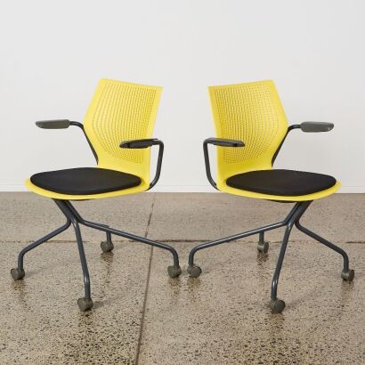 A Pair of Knoll &lsquo;Belite&rsquo; Task Chairs