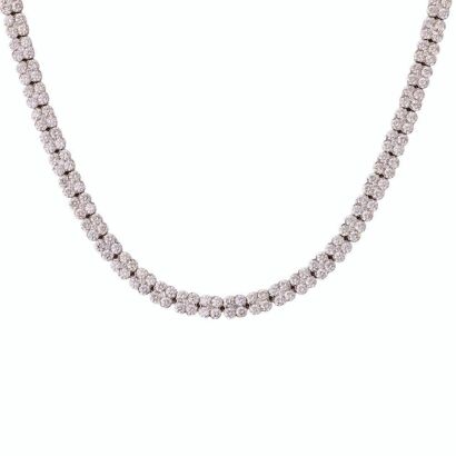 18ct White Gold, Modern, 16.75ct Diamond Quatrefoil Link Necklace