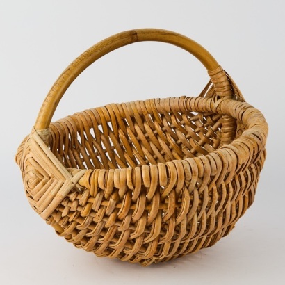 A Picnic Hand-Woven Wicker Basket